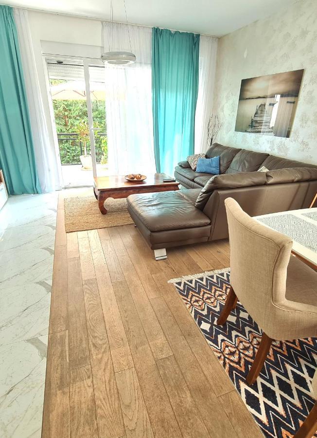 Apartments Tivat Exterior foto